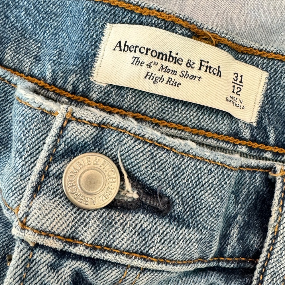 A&F High Rise Denim Shorts - Picture 2 of 3